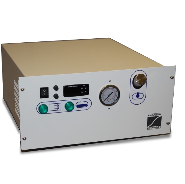 R Series - 19" Rack Mount Chillers